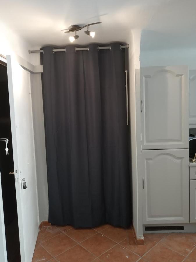 Sci La Forge Apartment อองทีบส์ ภายนอก รูปภาพ